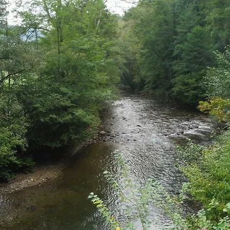 Chambres D'hotes La Mysterieuse 홈스테이 Soulan (Hautes-Pyrenees)