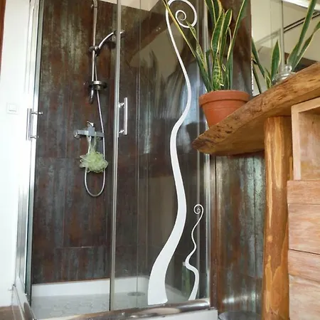 홈스테이 Chambres D'hotes La Mysterieuse